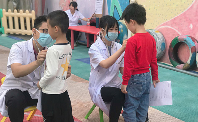 济南市儿童医院为幼儿园义诊？高效快捷晨午检还可以这样做