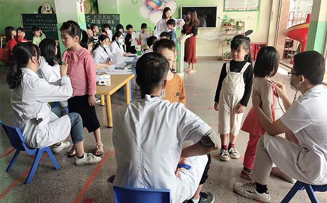 中山街道卫生服务为幼儿园体检，筛查疑似病症，可以这样做
